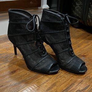 BCBGMAXAZRIA| Size 6